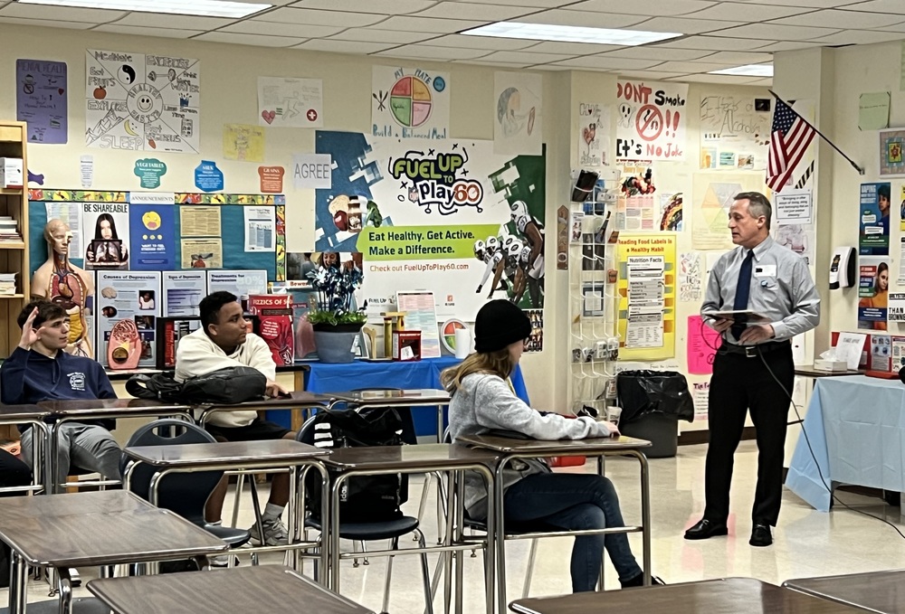 Mahopac Students Explore Real-World Medicine Through ‘Mini Medical College’ Partnership