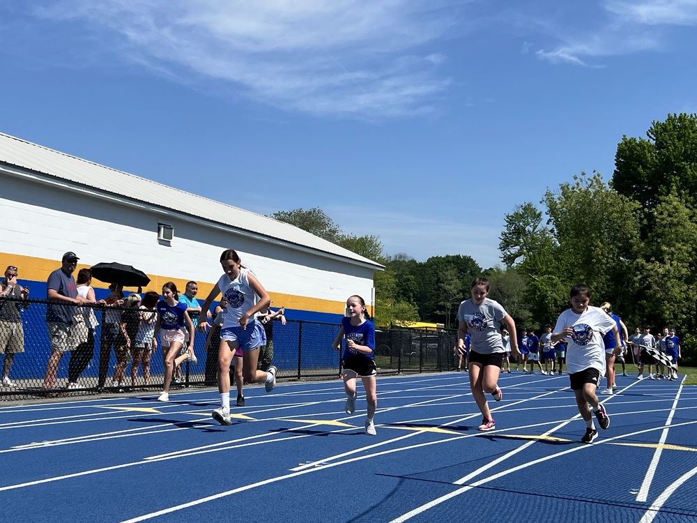 Mahopac Fifth Graders Participate in Annual Track Meet