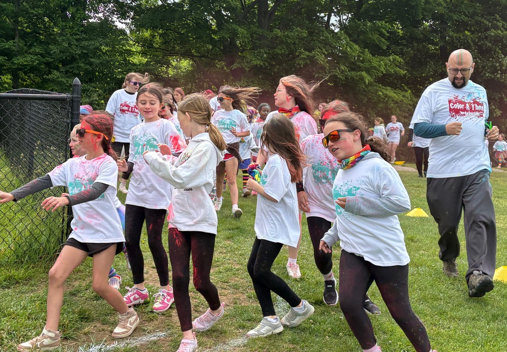 Austin Road Students Celebrate School Spirit at Annual Color Run
