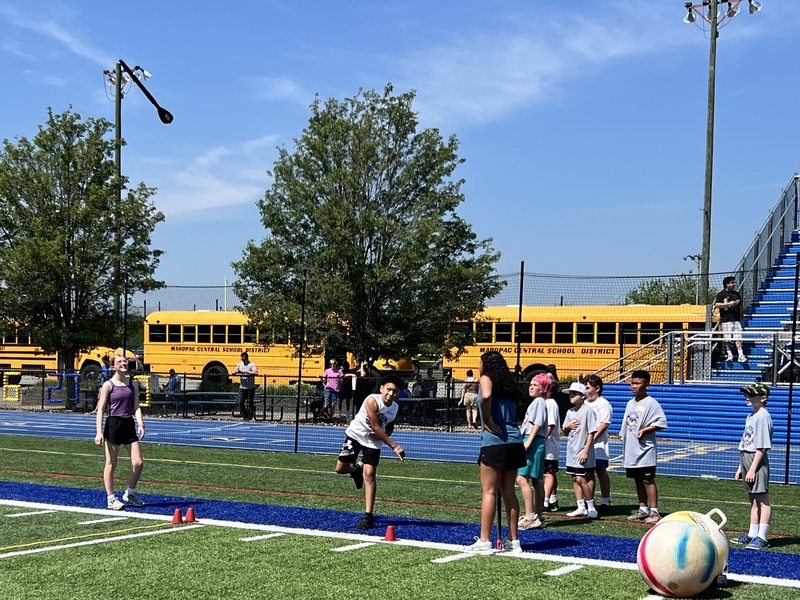 Mahopac Fifth Graders Participate in Annual Track Meet