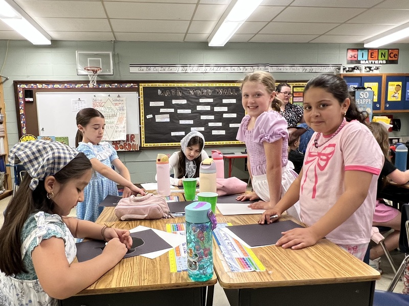 Fulmar Road Colonial Day
