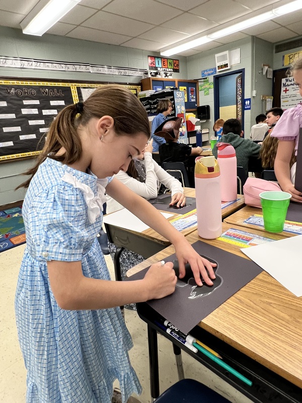 Fulmar Road Colonial Day