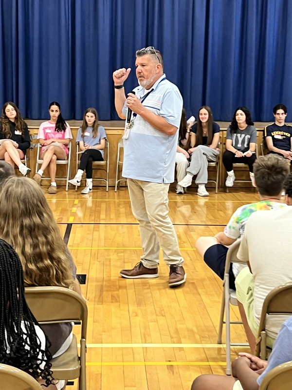 Mahopac Eighth Grade Ambassadors Welcome Future Middle School Students