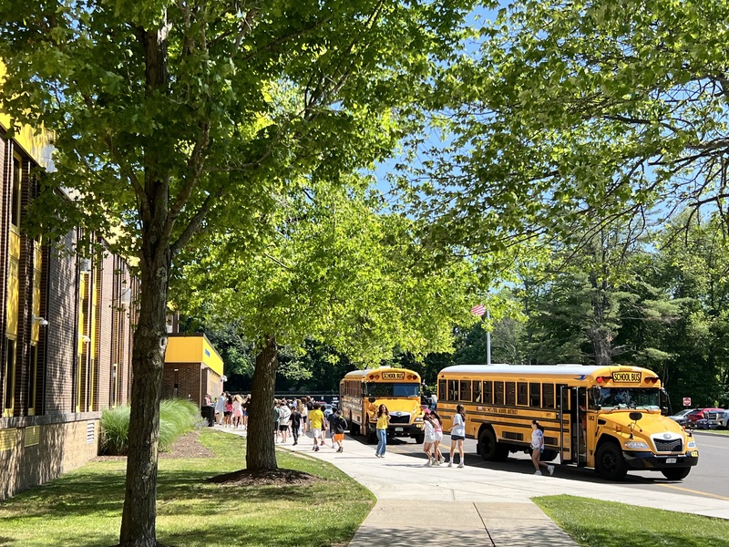 Mahopac Eighth Grade Ambassadors Welcome Future Middle School Students