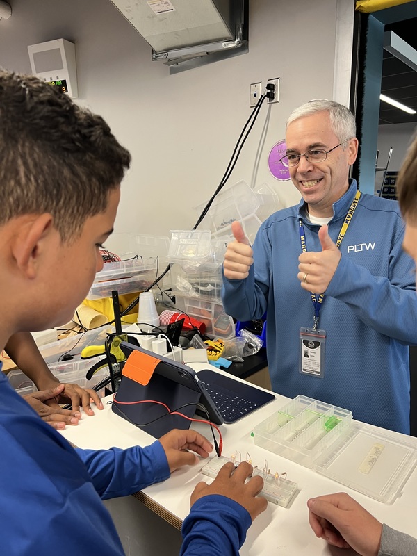 Mahopac High School Engineering Students Build Circuits with Creativity