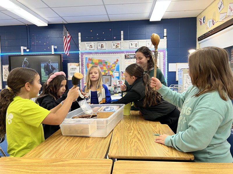 Fulmar Road Fourth Graders Explore Native American History