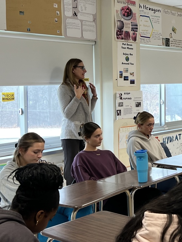 Mahopac Students Explore Real-World Medicine Through ‘Mini Medical College’ Partnership