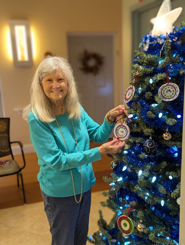 Middle School Students Spread Cheer Through Service Project