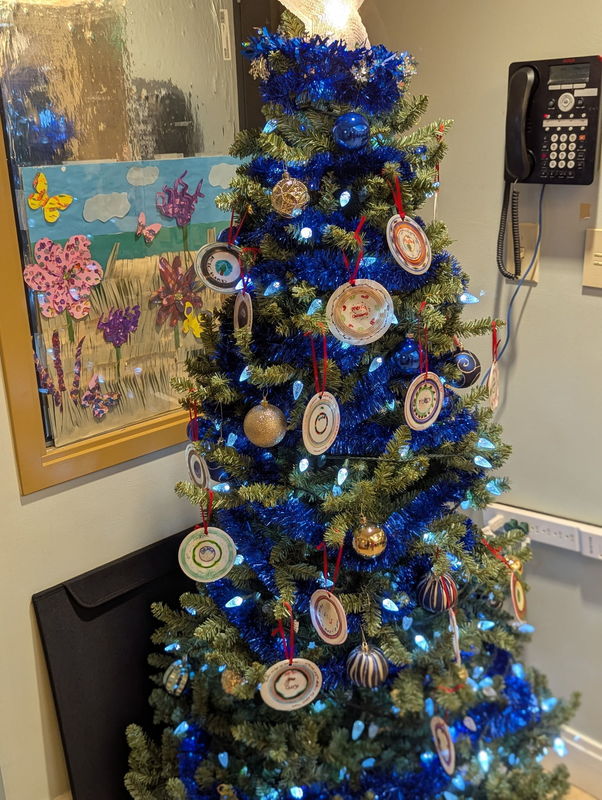 Middle School Students Spread Cheer Through Service Project