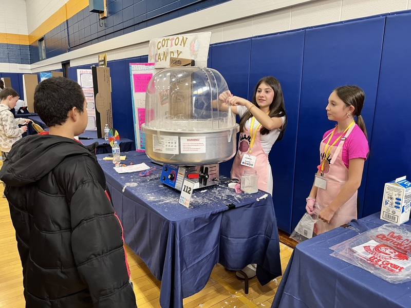 Mahopac Middle School STEAM Fair showcases student creativity and collaboration