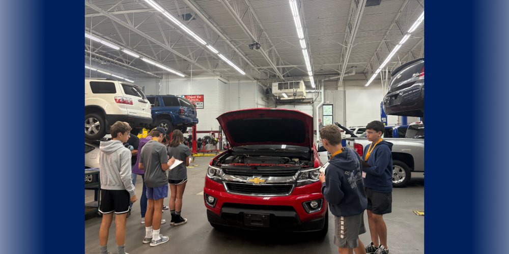 Students in Car Care 101 class