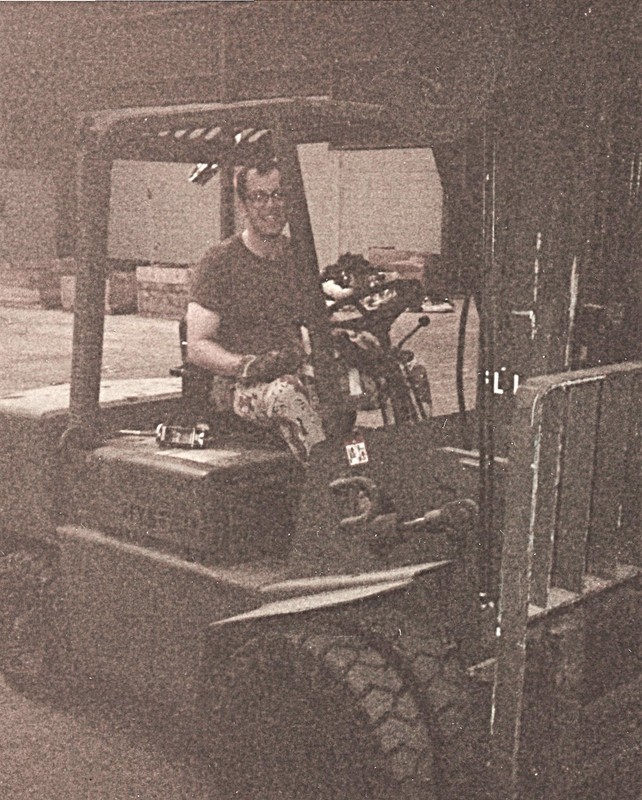 nash drives forklift during desert storm