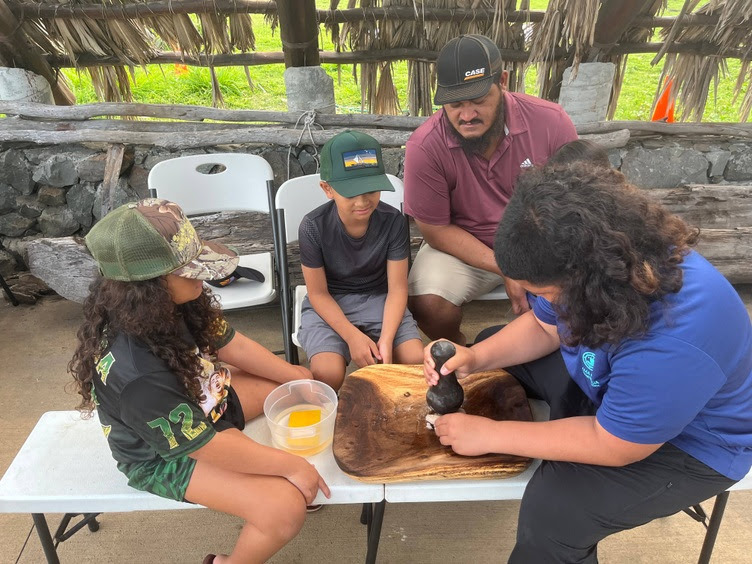 ʻohana kuʻi kalo 1