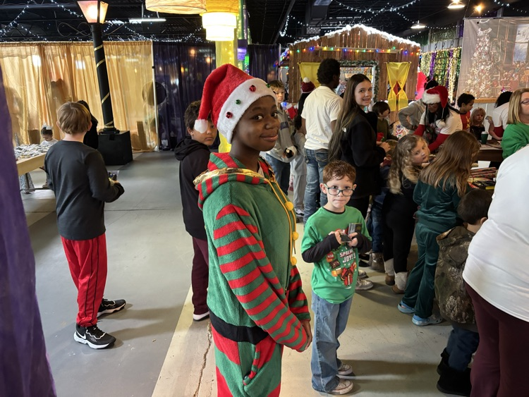 juniorbeta Christmas photo 3