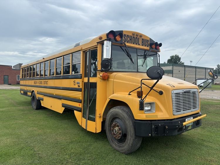 left side of the bus front corner
