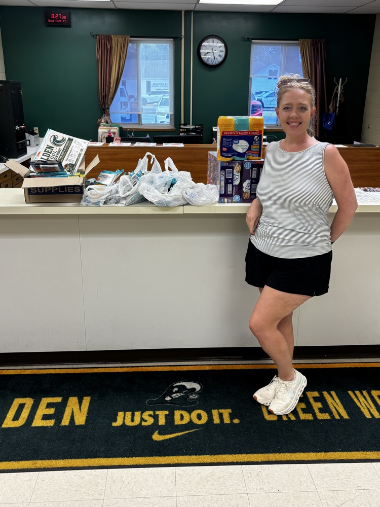 Thank you to those who helped stuff the bus! Our students appreciate everything you do. Thank you to our HS BETA CLUB for working the stuff the bus event.