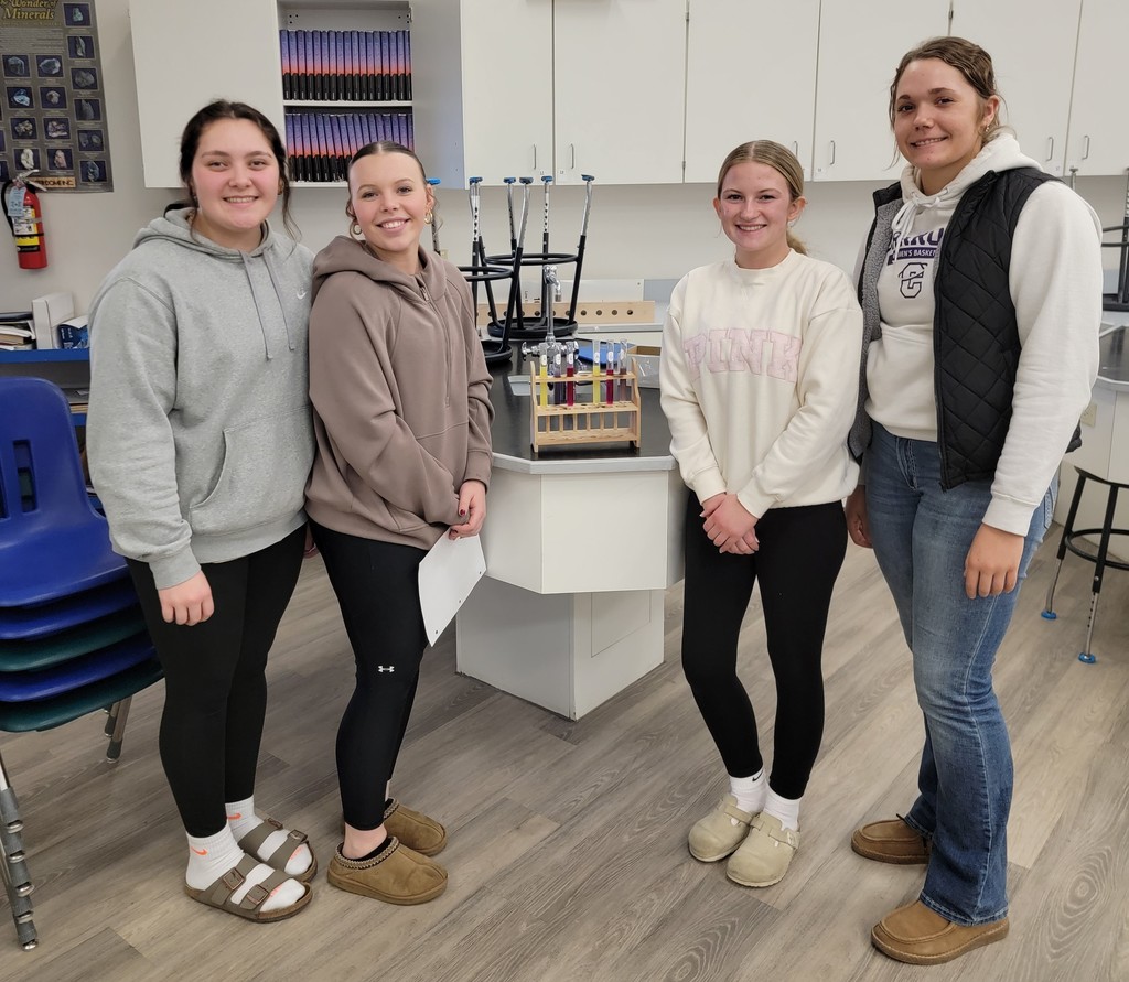 MHS Chemistry Students