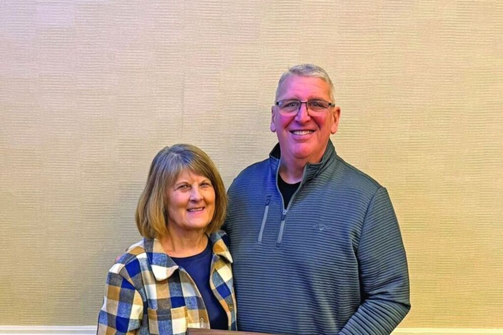 coach scott king with wife, Kathy