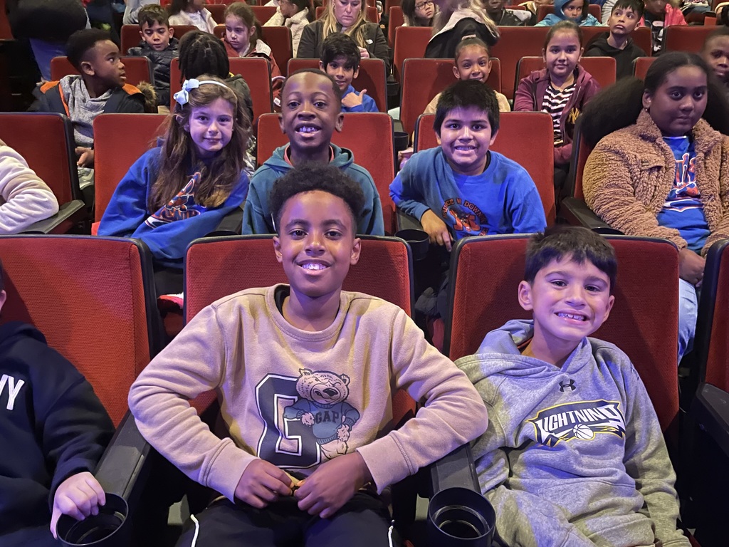 Davison third graders see Junie B. Jones the Musical at the Bellmore Theatre