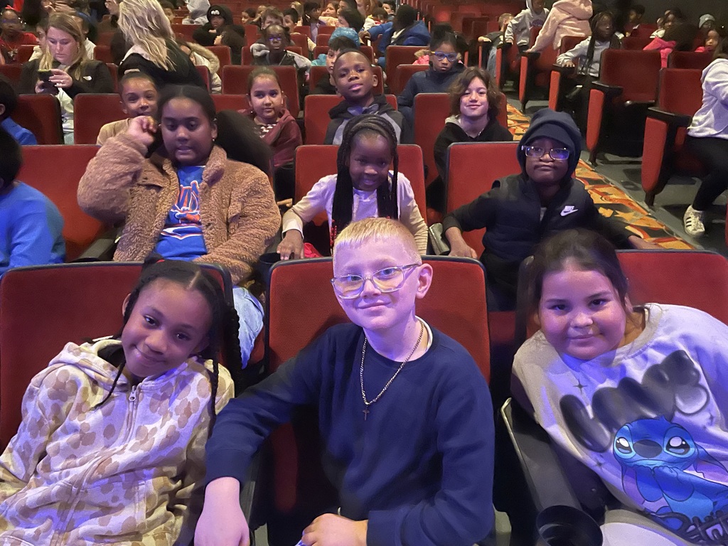 Davison third graders see Junie B. Jones the Musical at the Bellmore Theatre