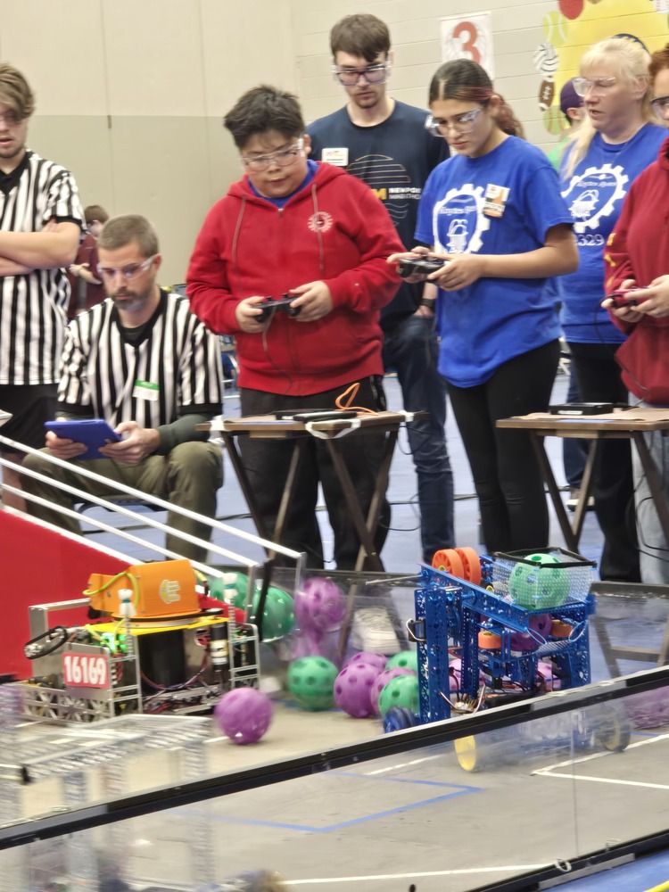 Knyte Bytes take part in FIRST competition