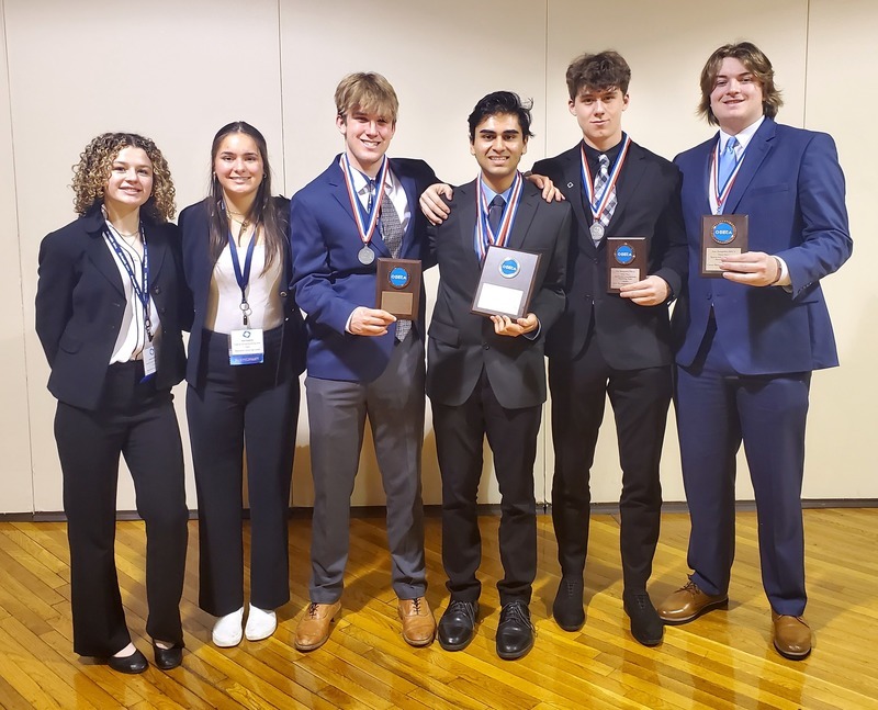 Central DECA 2023 award winners