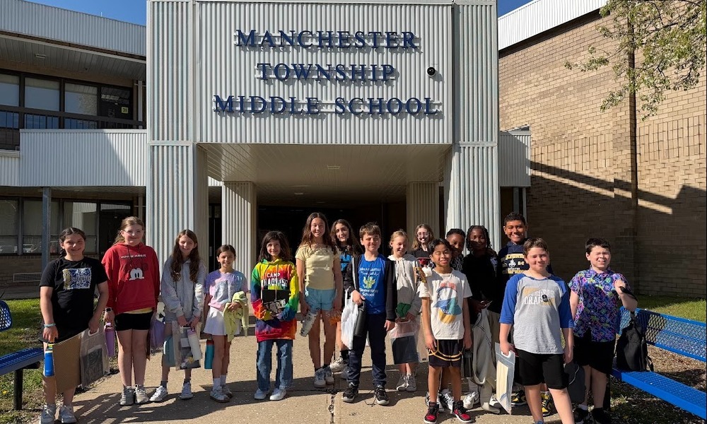 Fifth Grade G&T Students Shine at Annual Battle of the Books