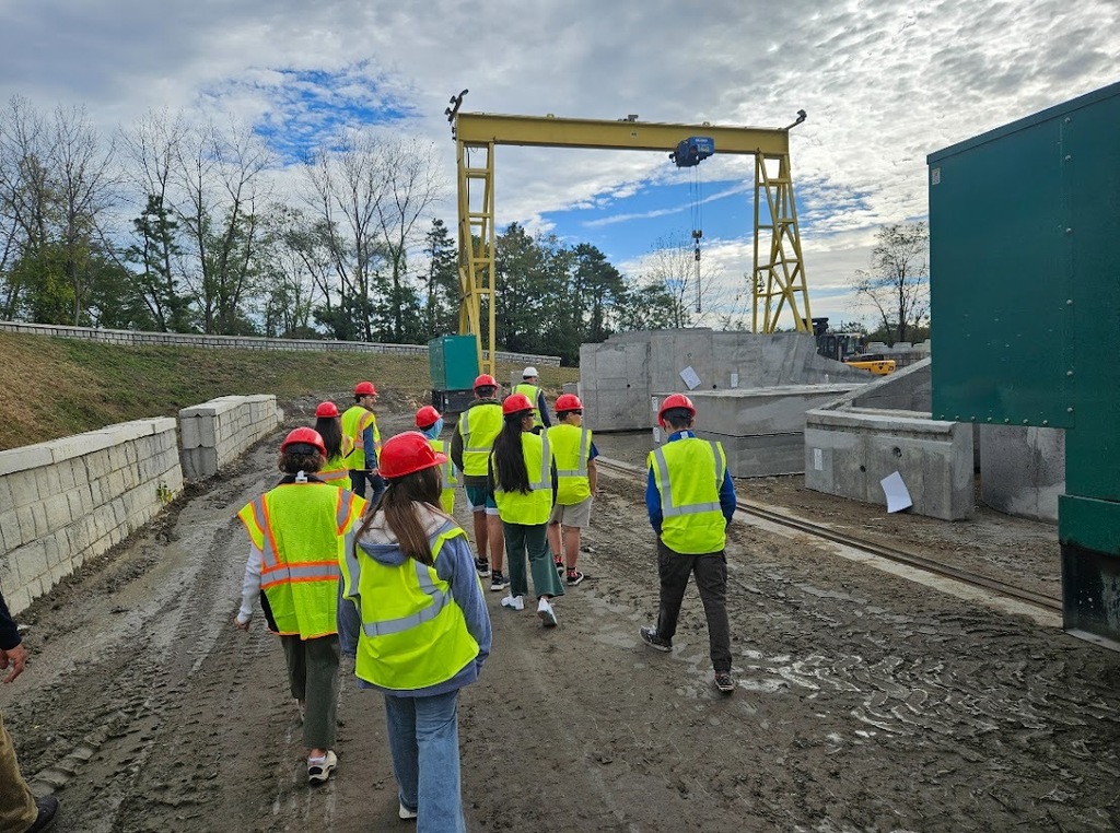 ENGINEERING TEAMS FIELD TRIP