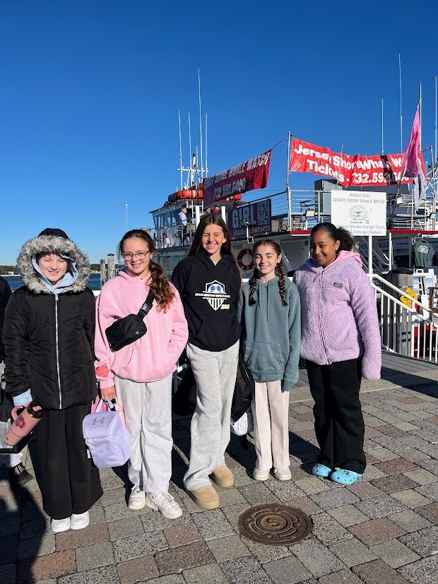 MTMS ECO EXPLORERS GO WHALE WATCHING