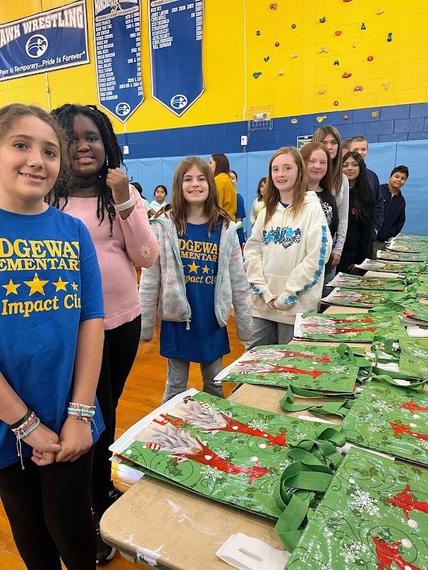 MTHS HELPING HANDS FOR HUNGER 2025