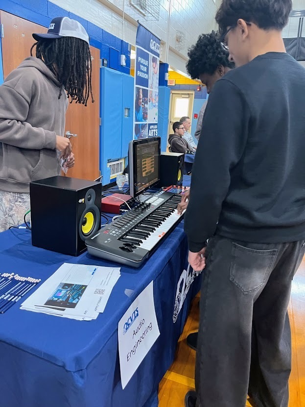 OCVTS Visits MTHS for Career Fair Showcase