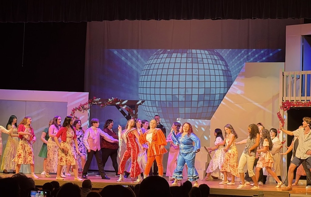 MTHS PRESENTS MAMMA MIA!