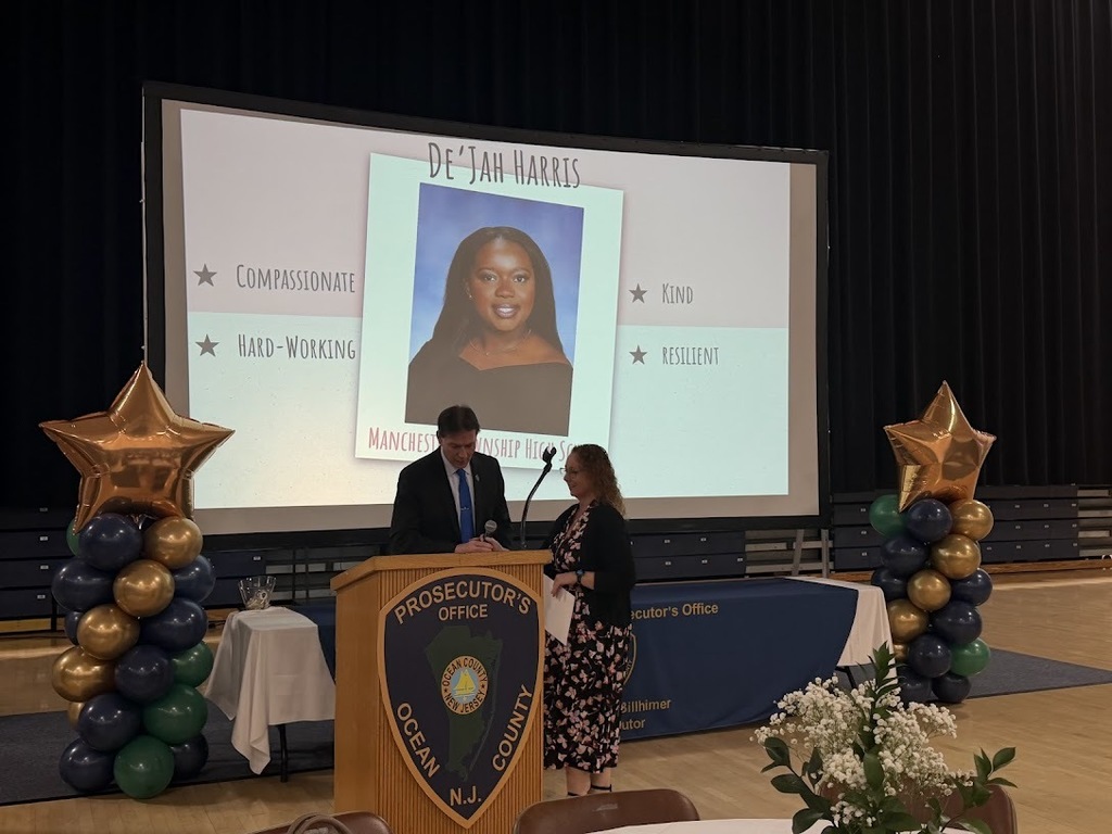 PCO Unsung Hero per D. Pedroza