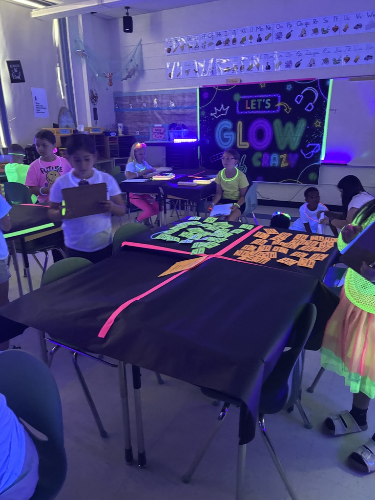 WES GLOW DAY 2026