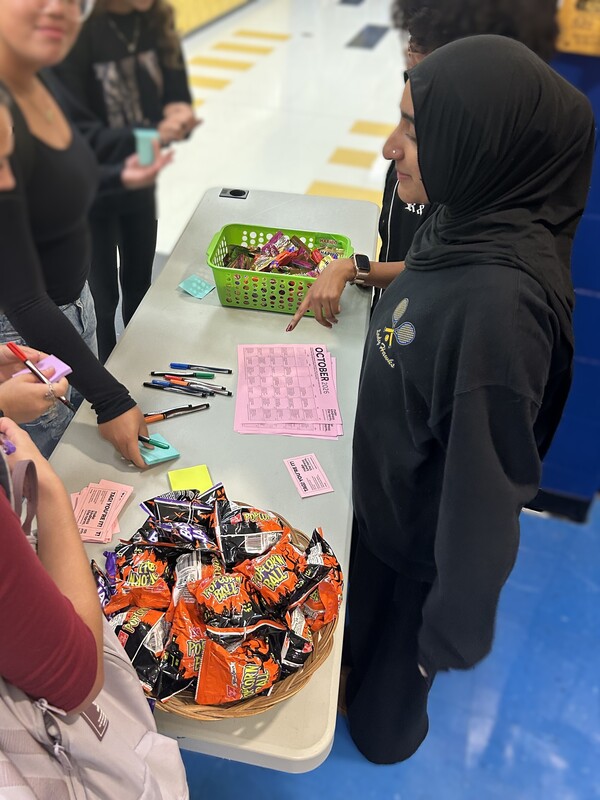 MTHS students tabling for the Week of Respect