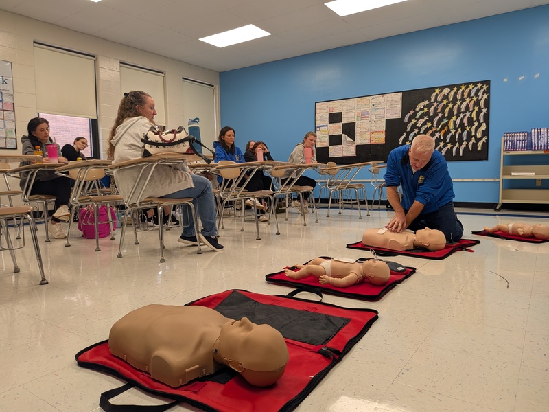 RDS staff at MTHS learning best CPR practices