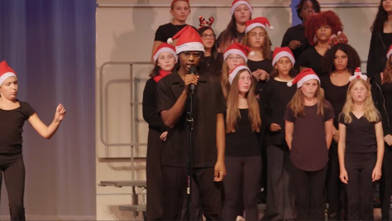 MTMS Chorus Performs
