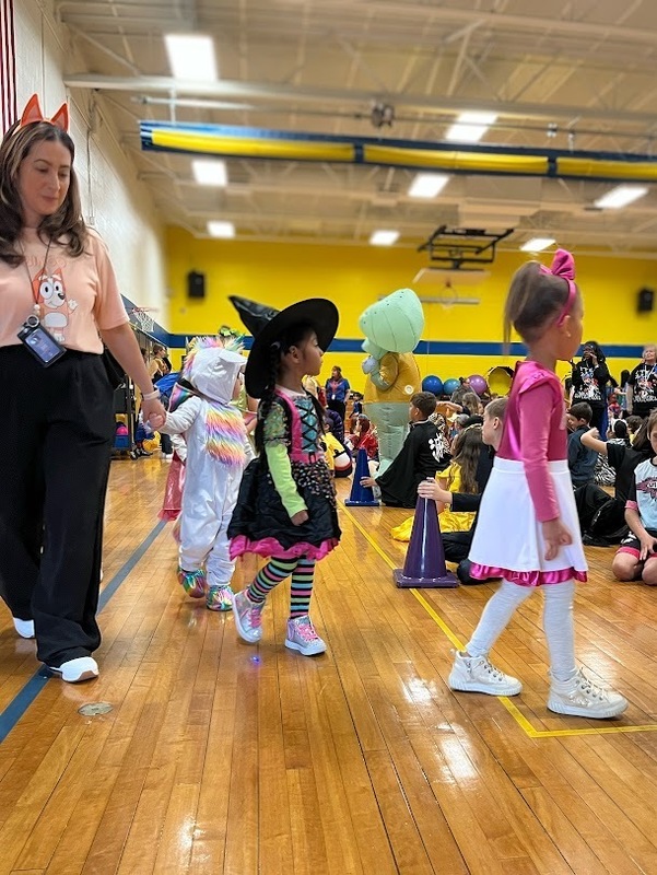 HALLOWEEN PARADES 2025