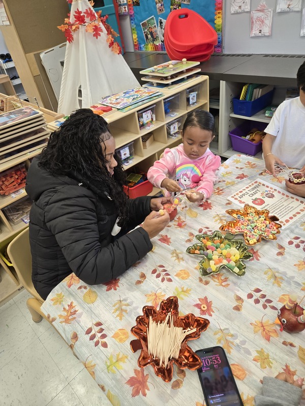 Mrs. Kelly's PreSchool Tree Celebration