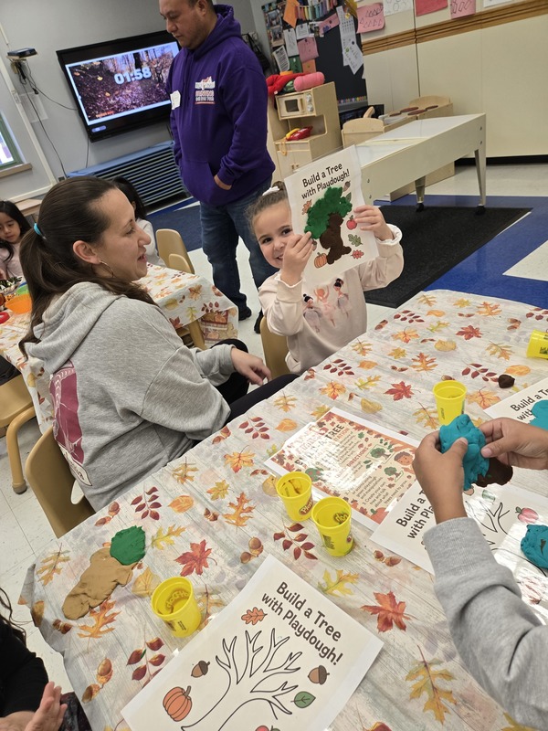 Mrs. Kelly's PreSchool Tree Celebration