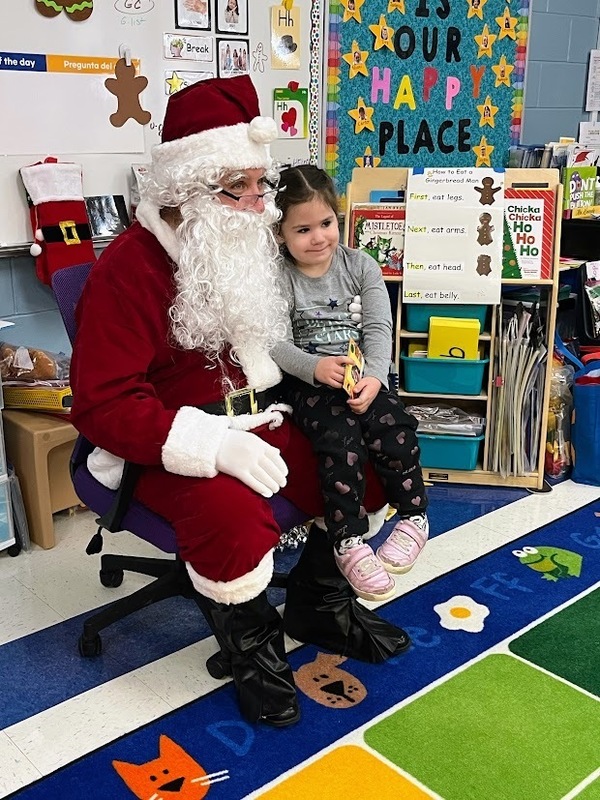 RES GINGERBREAD & SANTA 2025