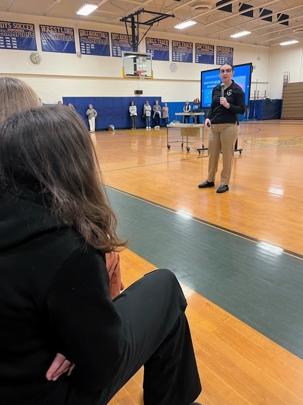 OCPO Visits MTMS To Discuss Internet Safety