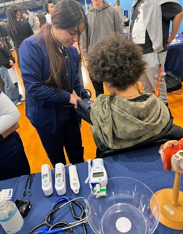 OCVTS Visits MTHS for Career Fair Showcase