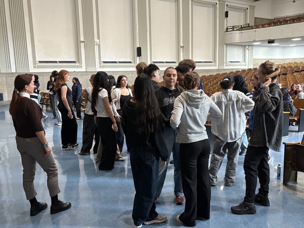 NHS Members and Prague Students Interaction