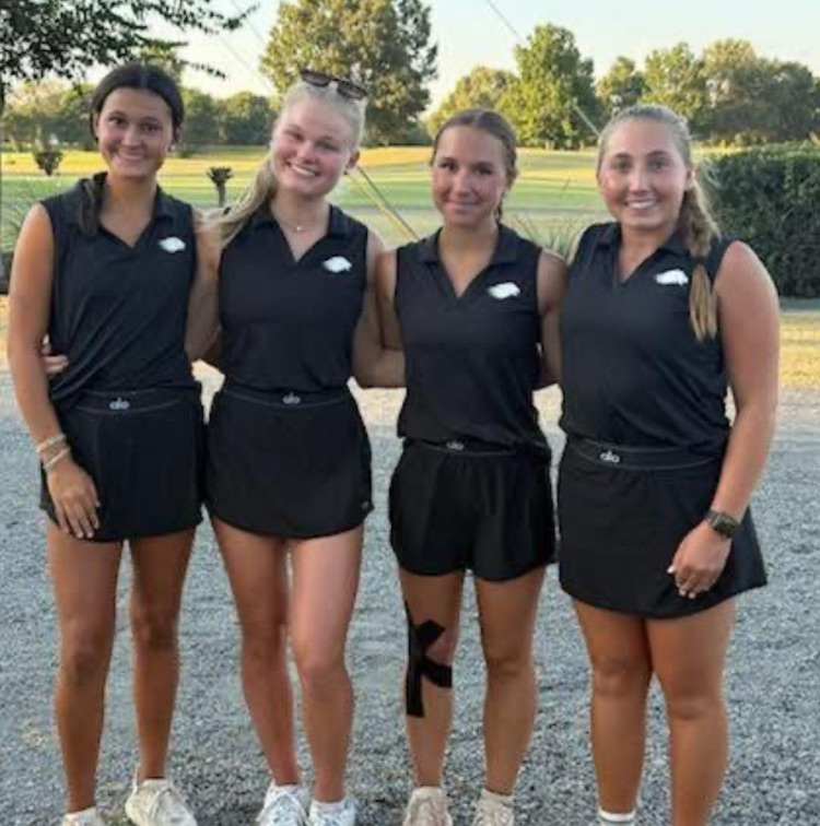 Sr. Girls Golf Golf Team