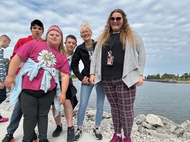 Group photo of teachers and students
