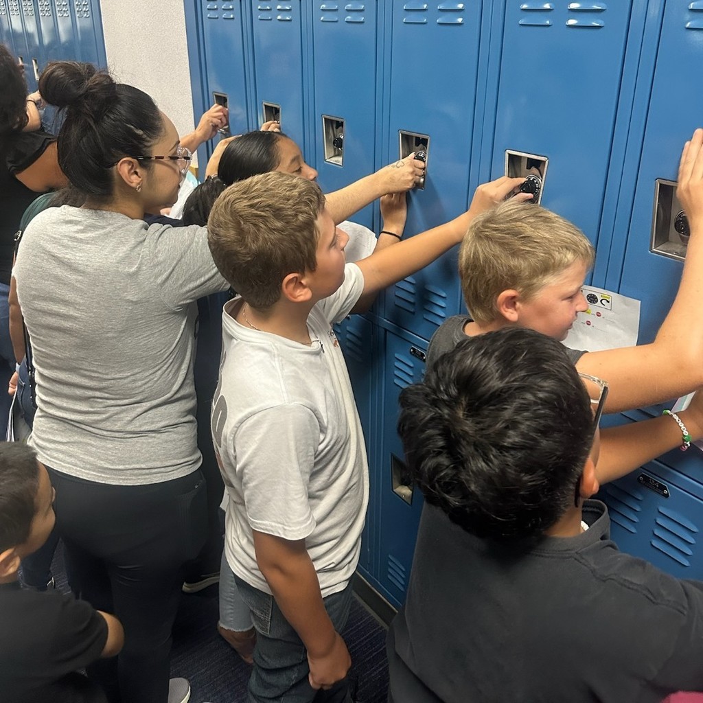 6th grade lockers