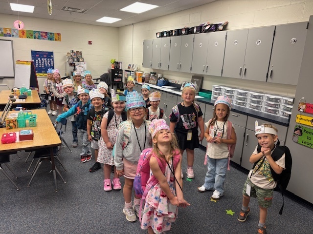 KINDERGARTEN 1ST WEEK
