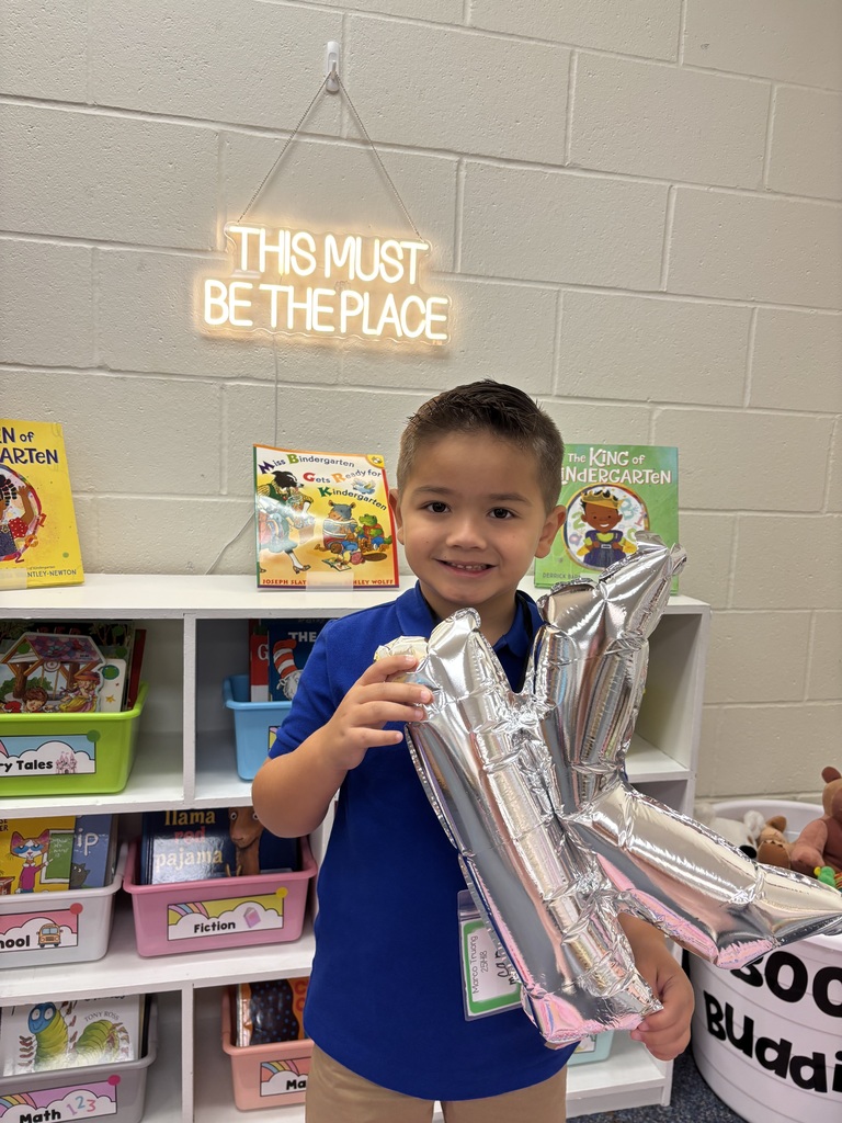 KINDERGARTEN 1ST WEEK