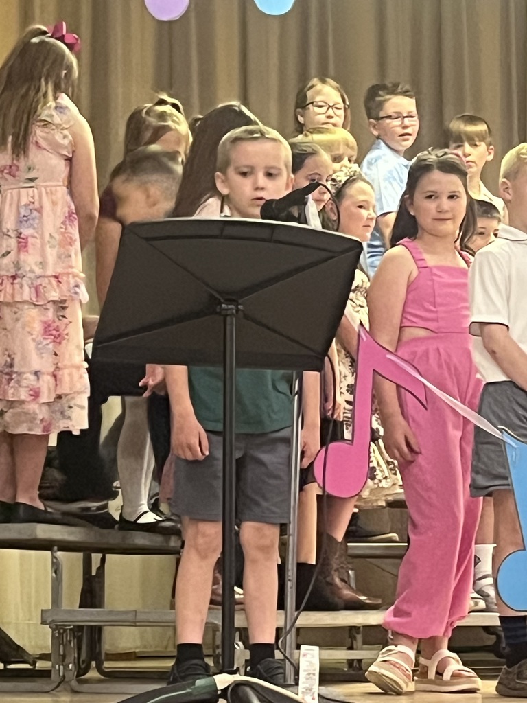 Great job to our 2nd graders on their spring play, “We Are a Small Part of the World!” 🌍🎭🚀